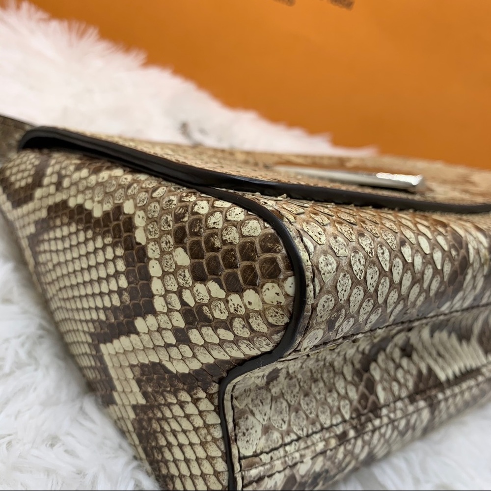 ❌SOLD❌ 🐍 Louis Vuitton Python Twist MM bag - Picture 10 of 16